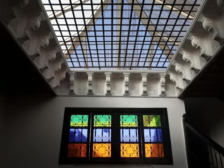 Un Riad Pour Se Divertir En Famille & Se Detendre Marrakesch Exterior foto